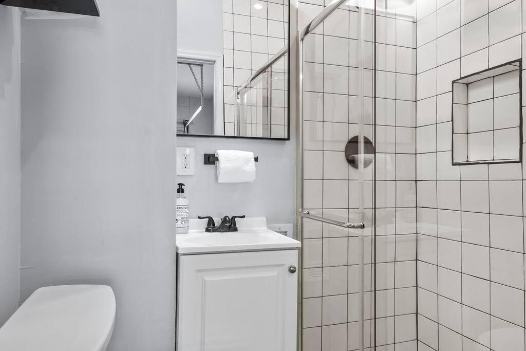 Hargett Street Villa Роли Экстерьер фото